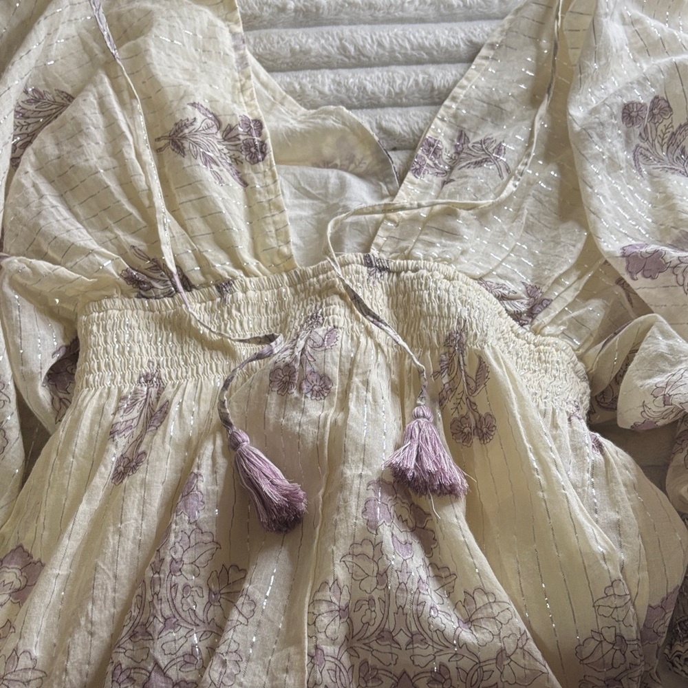 Lovestitch Ivory and Lavender Long Sleeve Dress - Picture 4 of 5